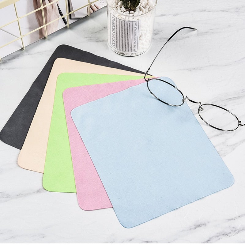 Glasses Microfiber Wipes – Blue Light Glasses Canada 🍁